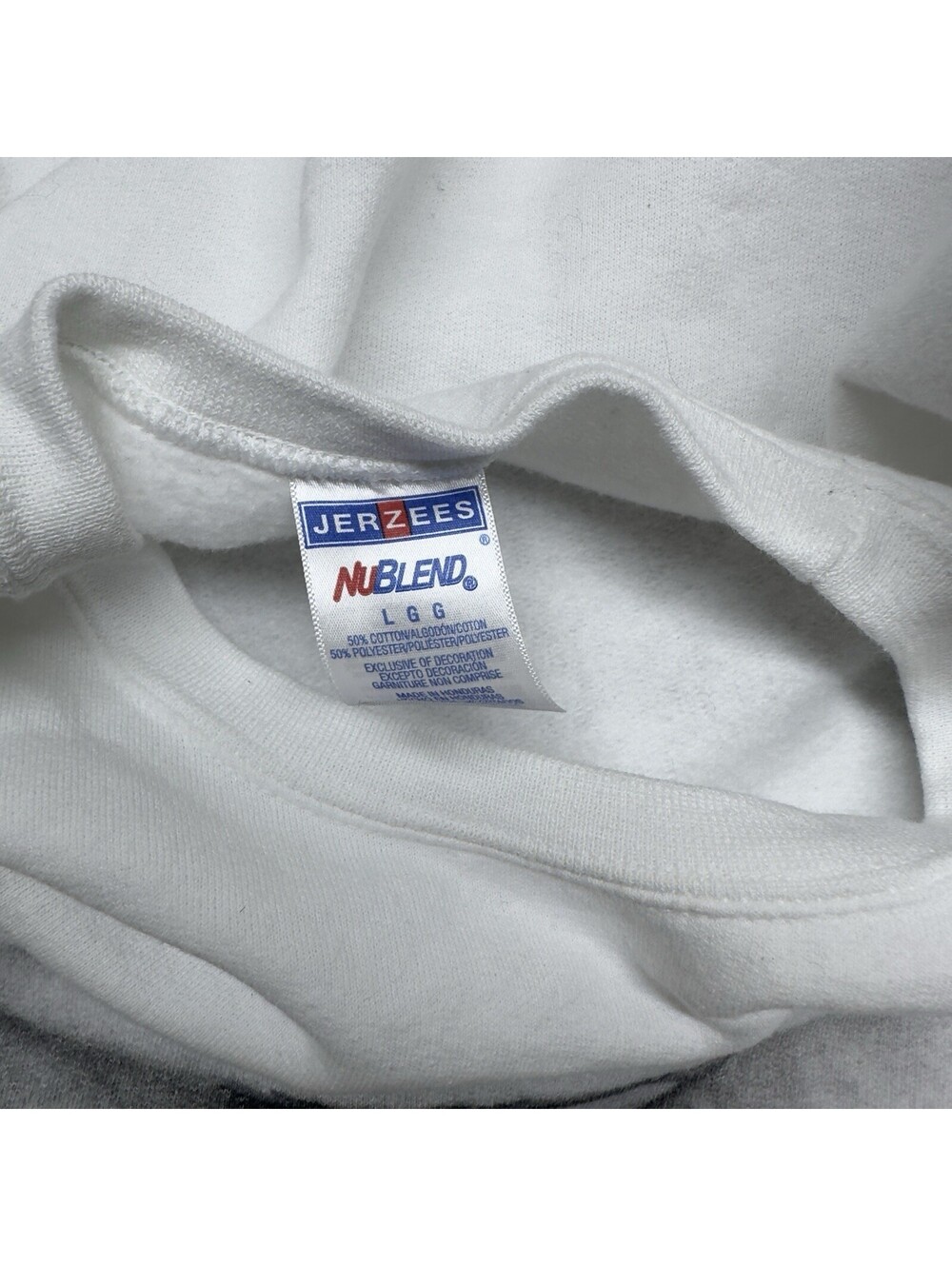 JERZEES NuBlend White Crewneck Fleece Pullover Sweatshirt Cat Graphic Size L - Picture 2 of 4